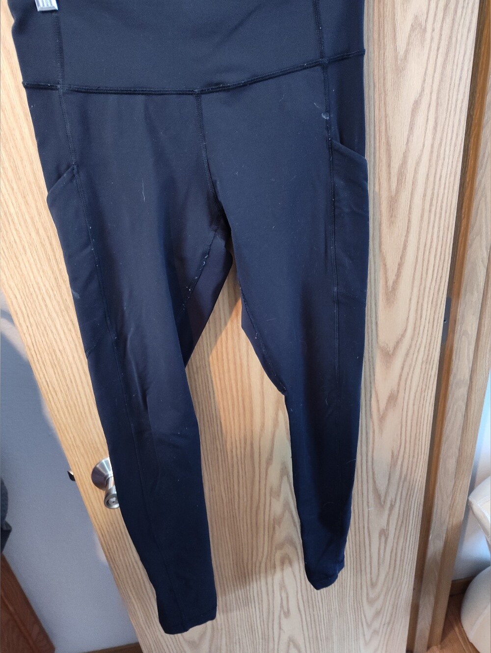 Black High-Waist Athletic Leggings with Side Pockets Lululemon